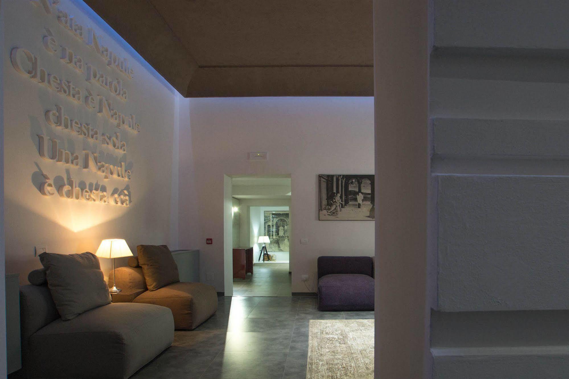 Hotel Santa Brigida Napoli Bagian luar foto